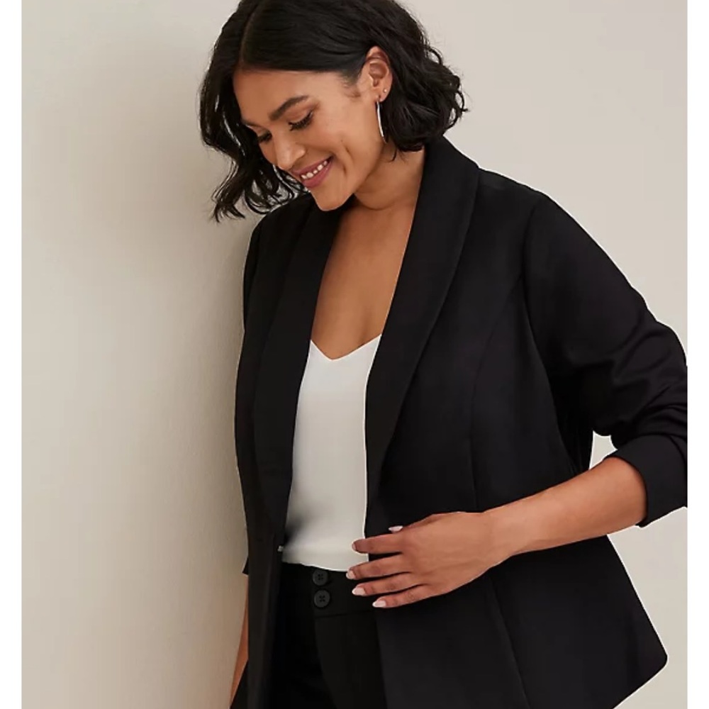 Torrid size 2 STUDIO LUXE PONTE PEPLUM BLAZER in black
